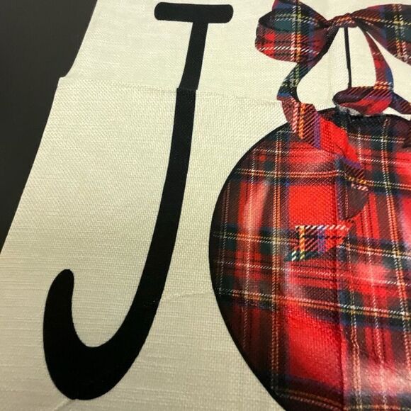 NWOT Set of 2 Decorative Pillow Case Covers for Christmas Joy Ornaments Trees - Picture 10 of 13